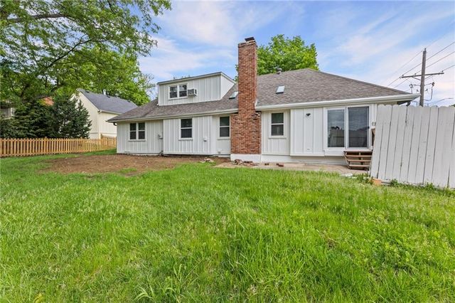 11901 W 100th Street, Lenexa, KS 66215