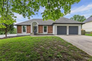 11901 W 100th Street, Lenexa, KS 66215