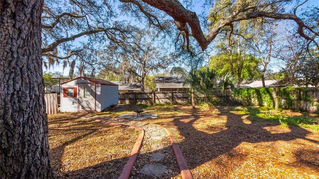 2006 THE CRESCENT, Clermont, FL 34711