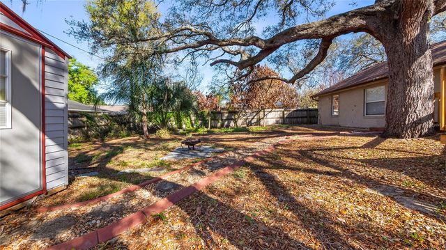 2006 THE CRESCENT, Clermont, FL 34711