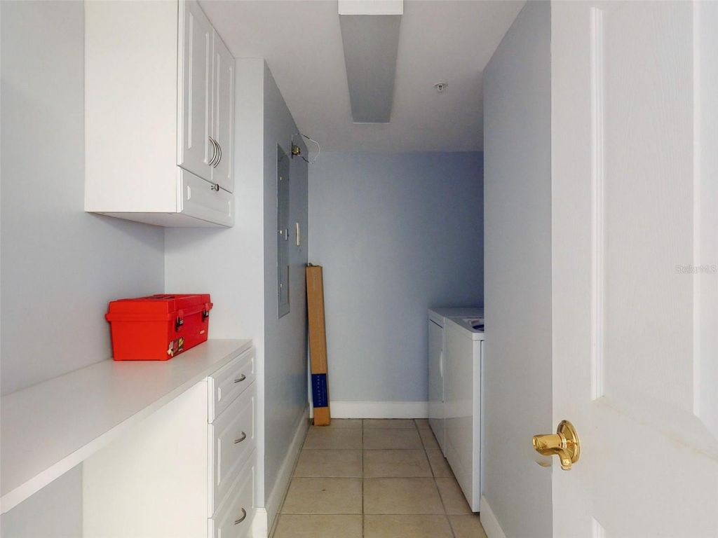 Image 23 of property listing at 430 BOUCHELLE DRIVE 202, New Smyrna Beach, FL 32169