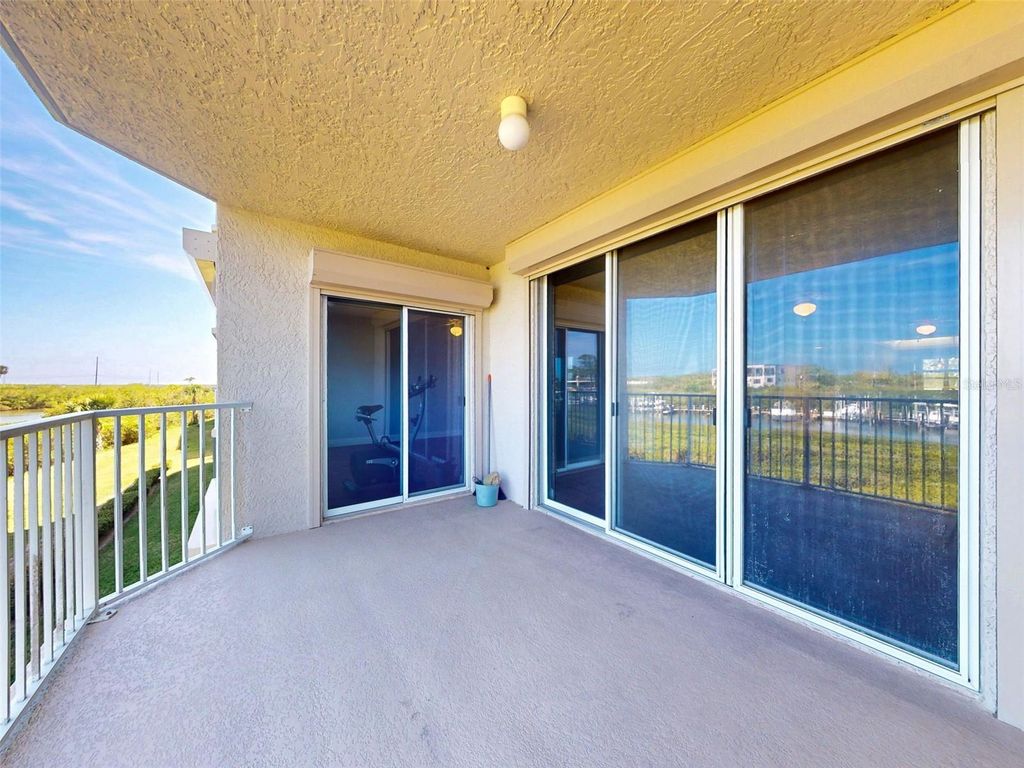 Image 45 of property listing at 430 BOUCHELLE DRIVE 202, New Smyrna Beach, FL 32169