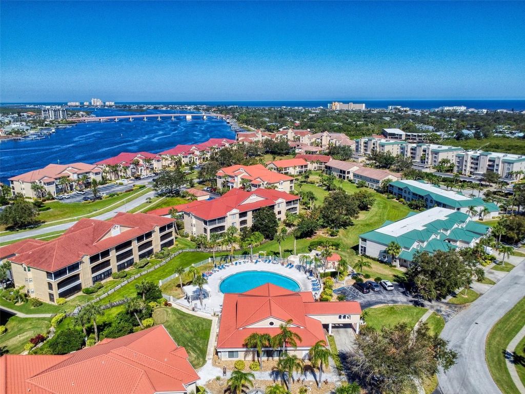 Image 66 of property listing at 430 BOUCHELLE DRIVE 202, New Smyrna Beach, FL 32169