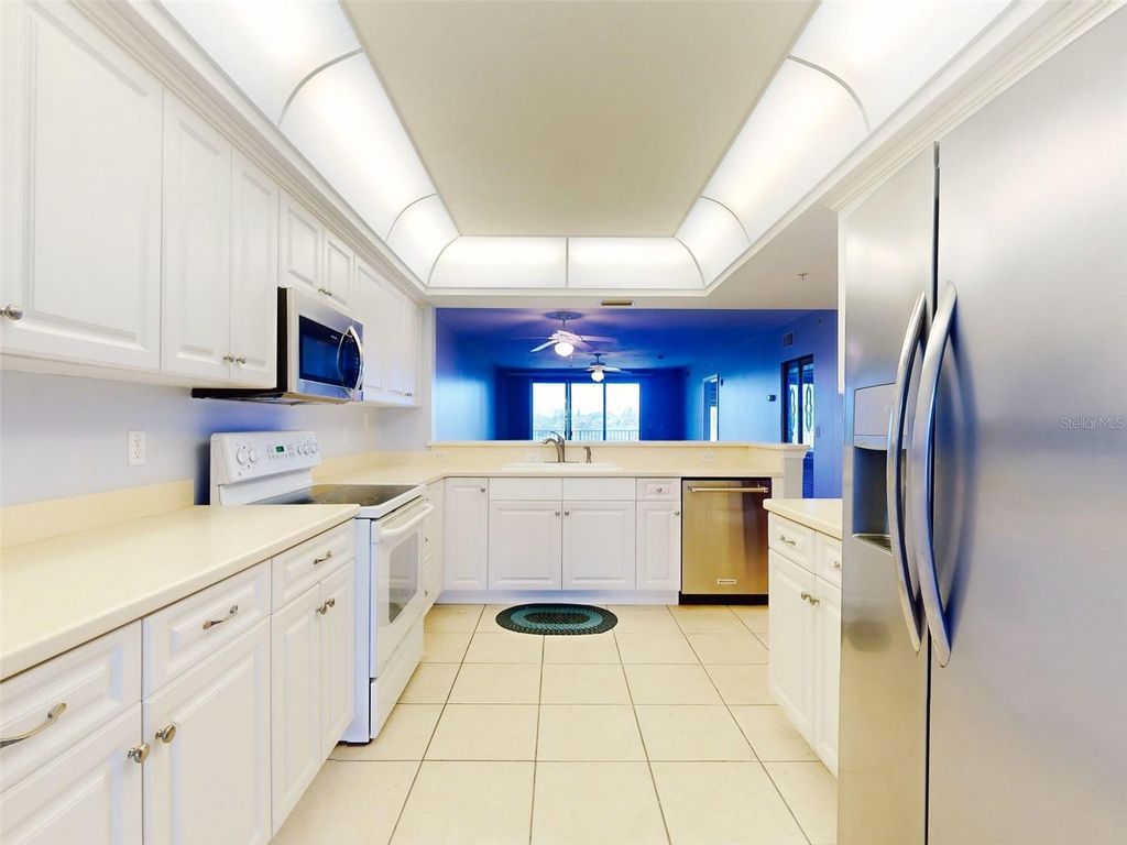 Image 8 of property listing at 430 BOUCHELLE DRIVE 202, New Smyrna Beach, FL 32169