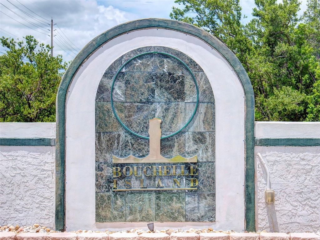 Image 97 of property listing at 430 BOUCHELLE DRIVE 202, New Smyrna Beach, FL 32169