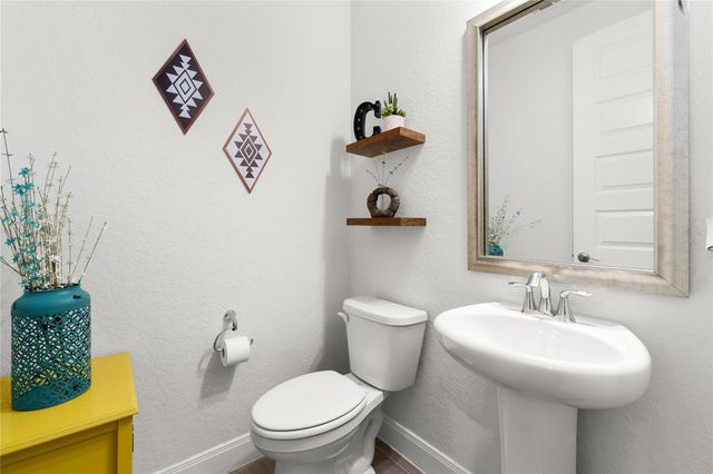 1315 Andalucia DR, San Marcos, TX 78666