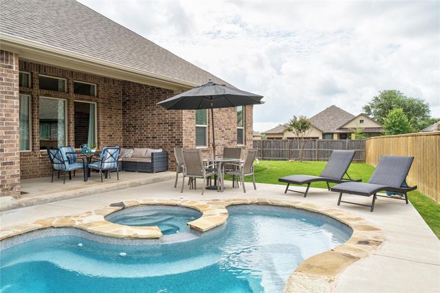 1315 Andalucia DR, San Marcos, TX 78666