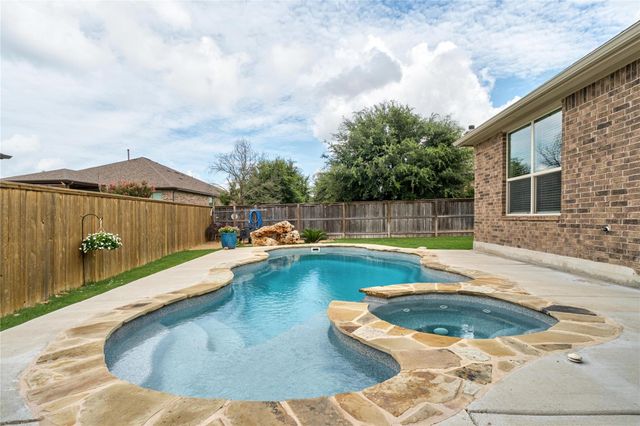 1315 Andalucia DR, San Marcos, TX 78666