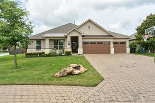 1315 Andalucia DR, San Marcos, TX 78666