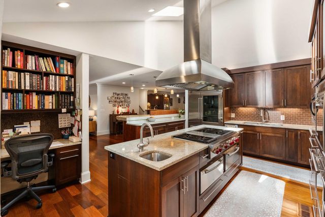 897 Kushiwah Creek Court, Charleston, SC 29412
