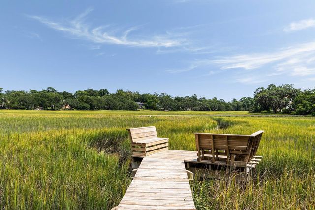 897 Kushiwah Creek Court, Charleston, SC 29412