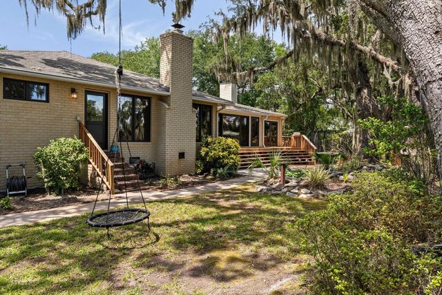897 Kushiwah Creek Court, Charleston, SC 29412
