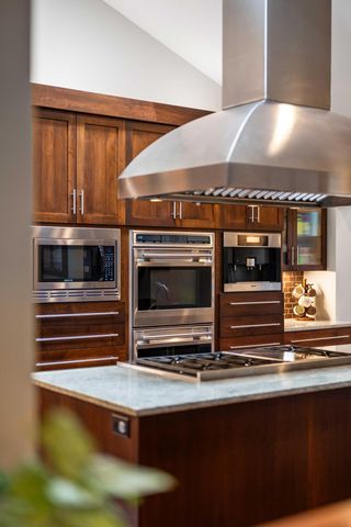 897 Kushiwah Creek Court, Charleston, SC 29412