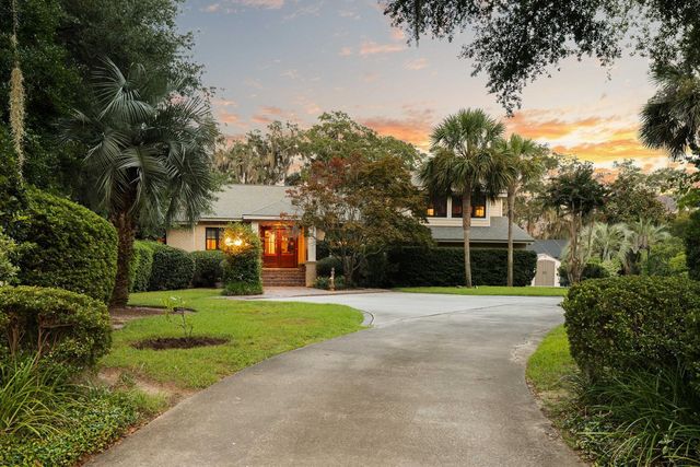 897 Kushiwah Creek Court, Charleston, SC 29412