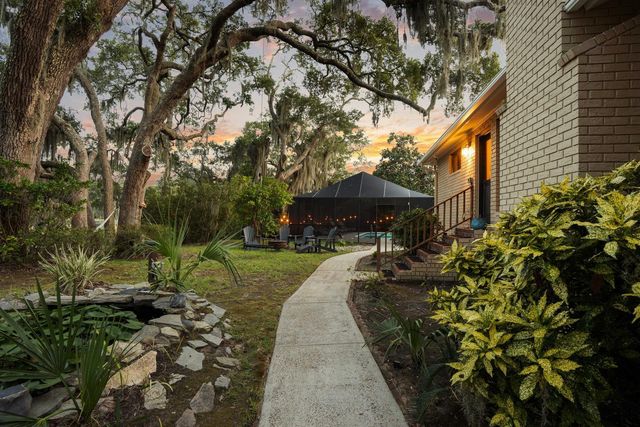 897 Kushiwah Creek Court, Charleston, SC 29412