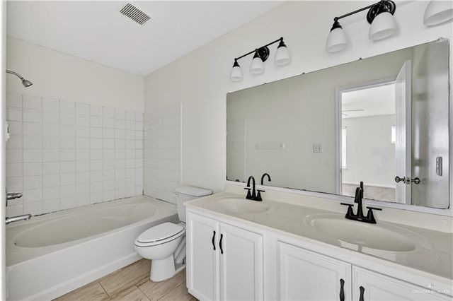 1729 W Jefferson Street, Weslaco, TX 78599