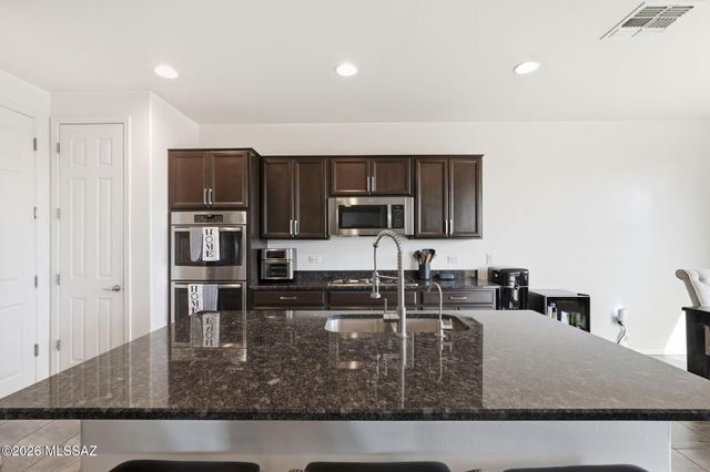 15901 S Camino Casal, Sahuarita, AZ 85629