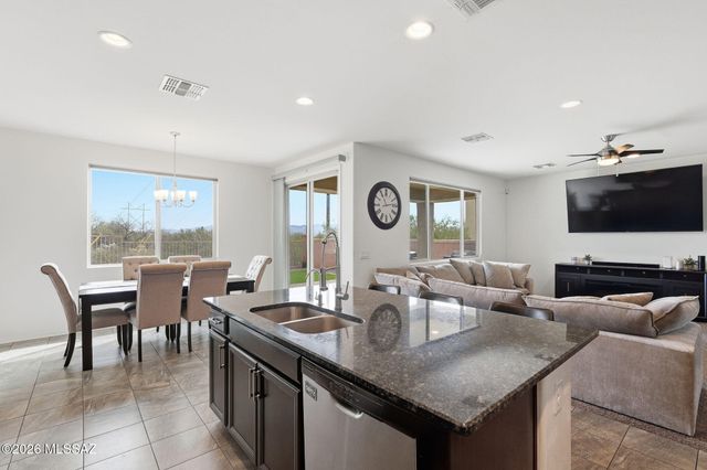 15901 S Camino Casal, Sahuarita, AZ 85629