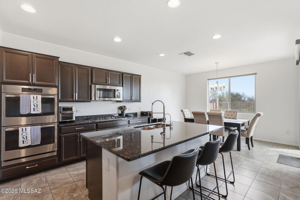 15901 S Camino Casal, Sahuarita, AZ 85629