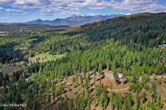 85 Cutlass Dr., Sagle, ID 83860