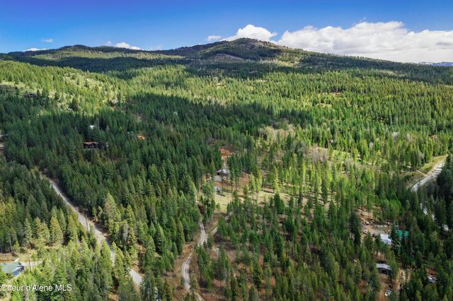 85 Cutlass Dr., Sagle, ID 83860