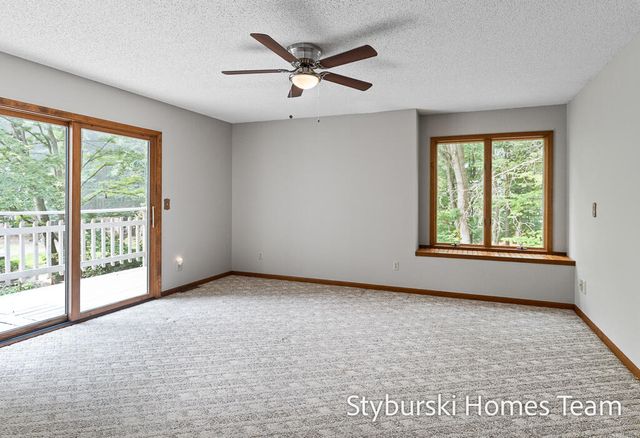 19127 W Spring Lake Road, Spring Lake Twp, MI 49456