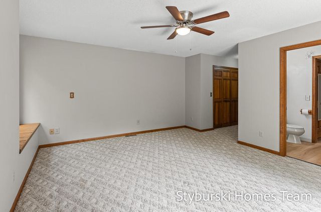 19127 W Spring Lake Road, Spring Lake Twp, MI 49456