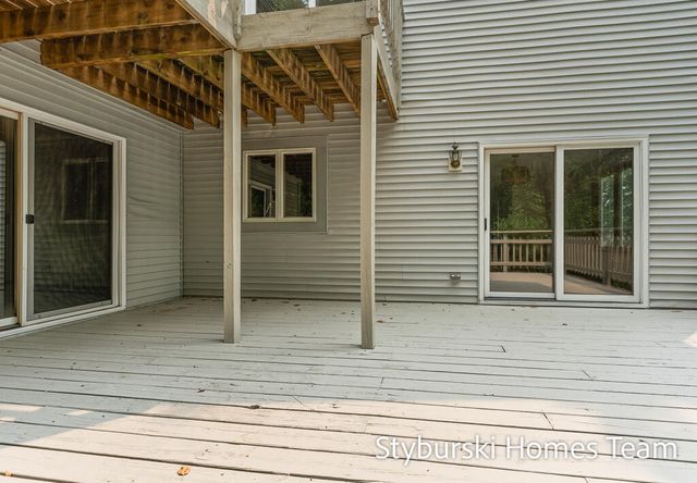 19127 W Spring Lake Road, Spring Lake Twp, MI 49456