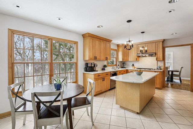 4927 Hickory Trail, Middleton, WI 53562