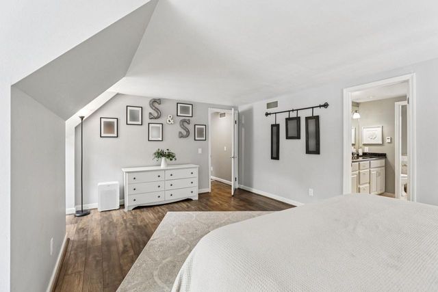 4927 Hickory Trail, Middleton, WI 53562