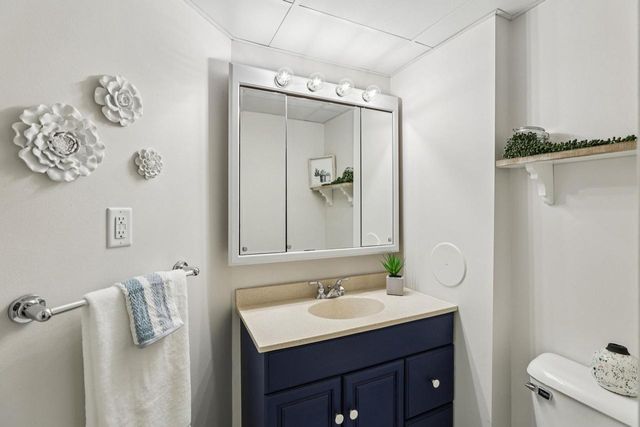 4927 Hickory Trail, Middleton, WI 53562