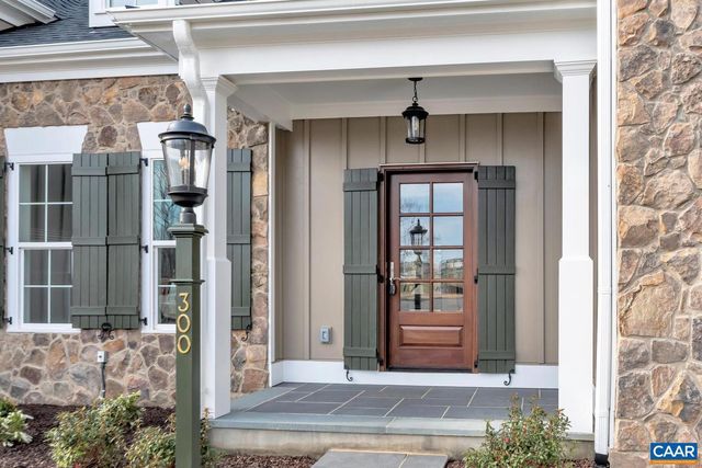 9 DECERBO TERR, Charlottesville, VA 22911