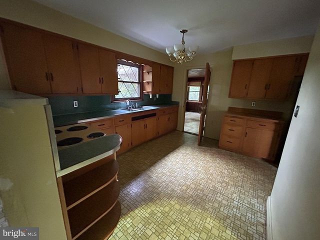 17233 MOUNTAIN VIEW RD, Emmitsburg, MD 21727
