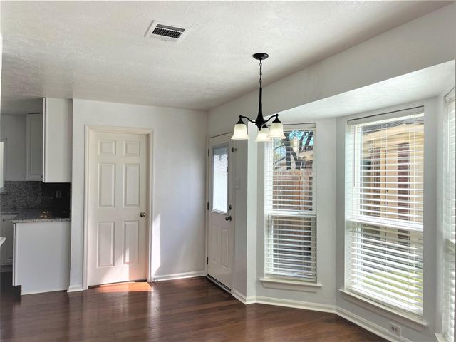 834 Island Meadow Court, Houston, TX 77062