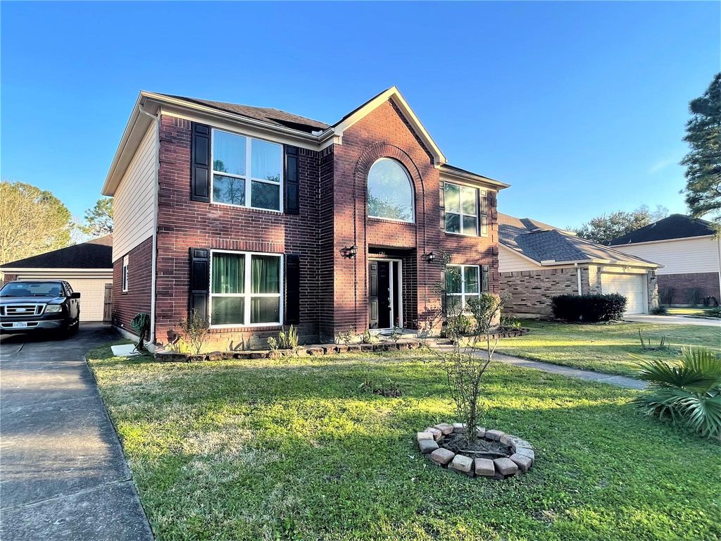 834 Island Meadow Court, Houston, TX 77062