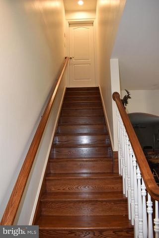 19418 PEARL DR, Hagerstown, MD 21742