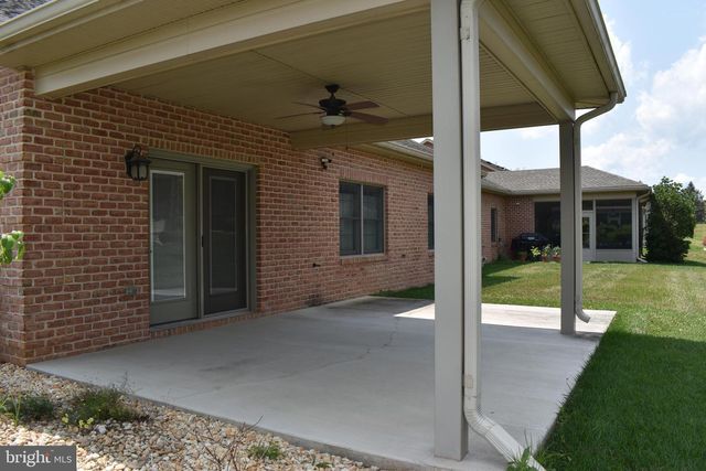 19418 PEARL DR, Hagerstown, MD 21742