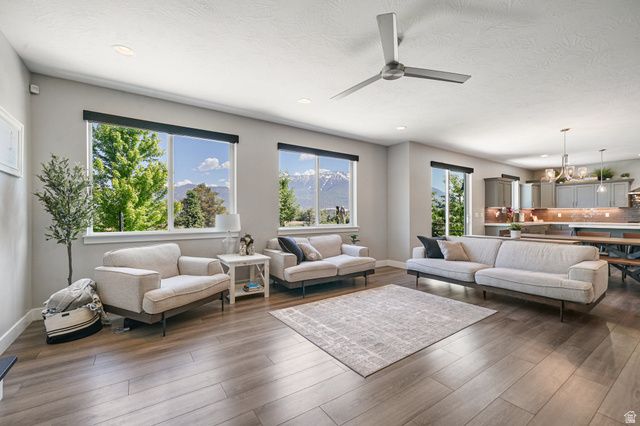 149 E 230 N, Vineyard, UT 84059