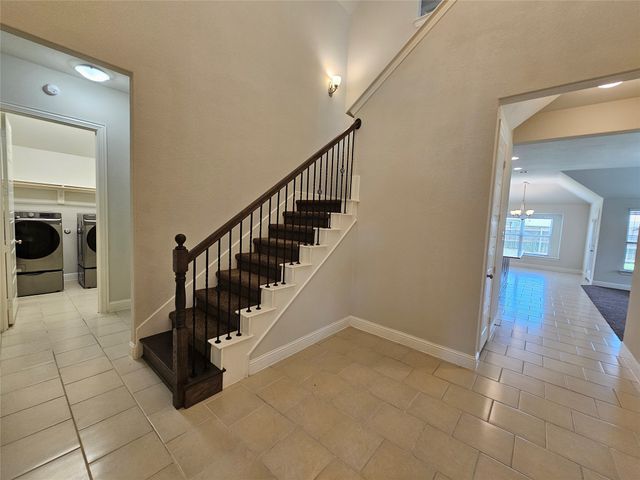 210 Lariat Trail, Waxahachie, TX 75165
