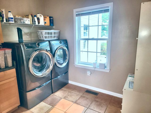 1198 PARK PL, Mechanicsburg, PA 17055