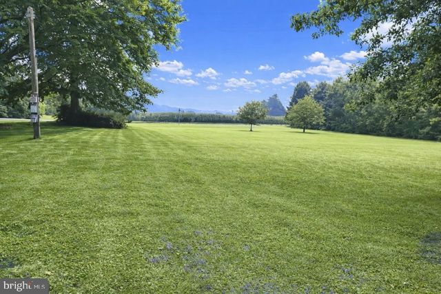 1198 PARK PL, Mechanicsburg, PA 17055