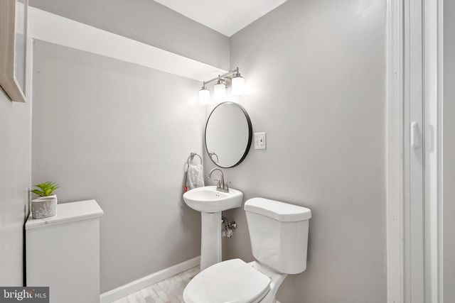 807 WIDE OAK CT, Warrenton, VA 20186