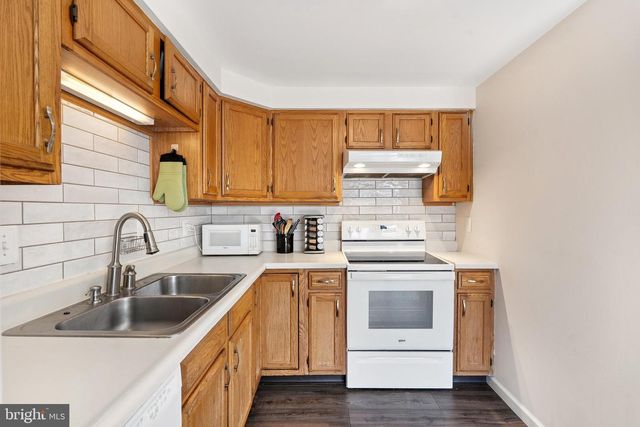 807 WIDE OAK CT, Warrenton, VA 20186