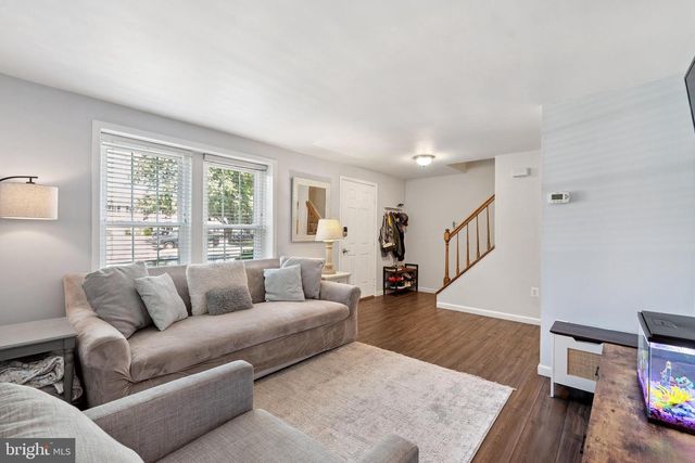807 WIDE OAK CT, Warrenton, VA 20186