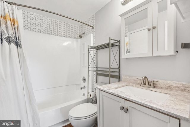 807 WIDE OAK CT, Warrenton, VA 20186
