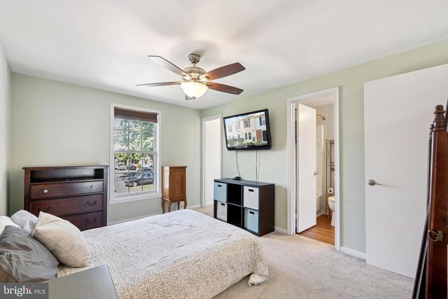 807 WIDE OAK CT, Warrenton, VA 20186