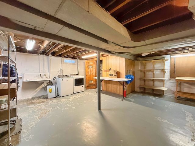 2406 Brittany Lane, Rock Island, IL 61201