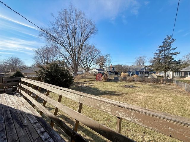 2406 Brittany Lane, Rock Island, IL 61201