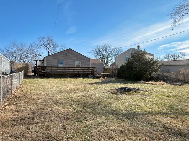 2406 Brittany Lane, Rock Island, IL 61201