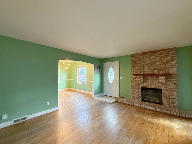 2406 Brittany Lane, Rock Island, IL 61201